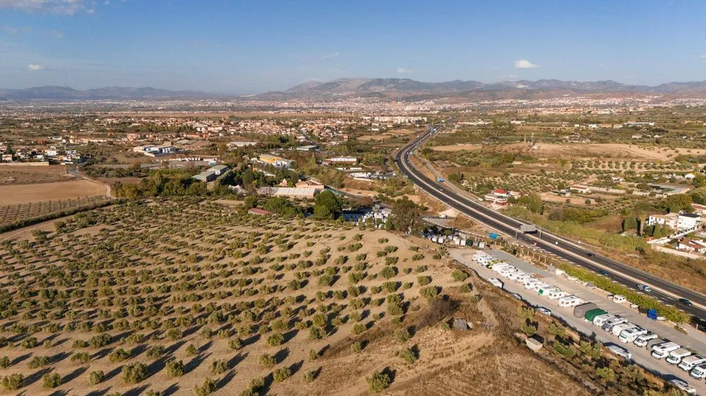 Vue aérienne - Building Land with Urbanisation Potential in Otura