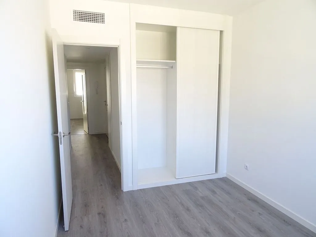 Toad - Apartment with Pool in New Tres Cantos