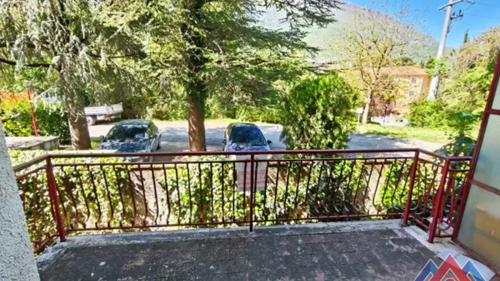 Rõdu - Apartment with Balcony in Balsorano