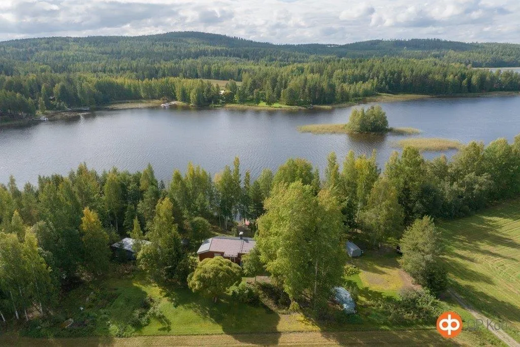 Vue aérienne - Cottage with Private Beach in Päijänne Area