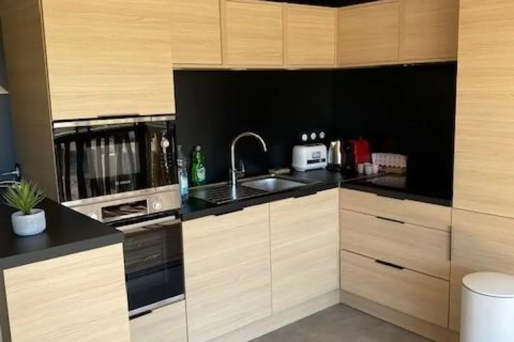 Cuisine - Cottage avec Piscine dans PRL à Guérande