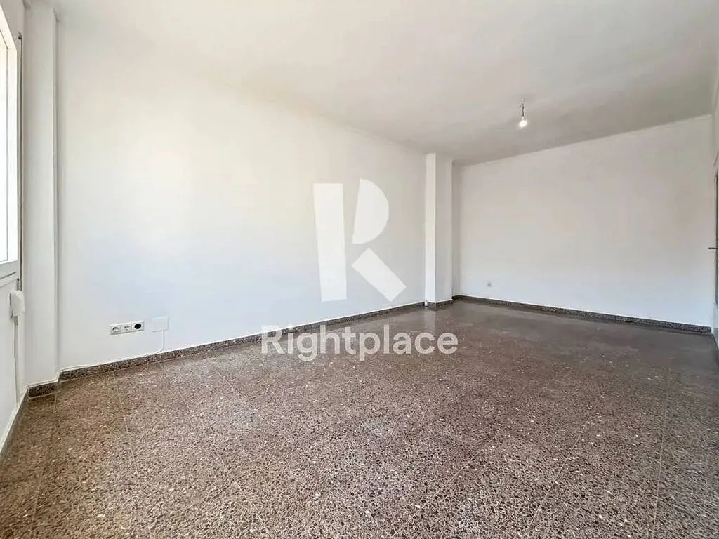 Pièces - Apartment with Balcony and Terrace in La Nova Esquerra de l'Eixample