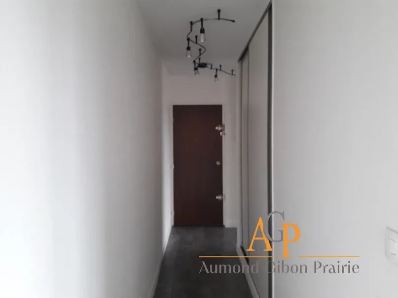 hallway_entrance