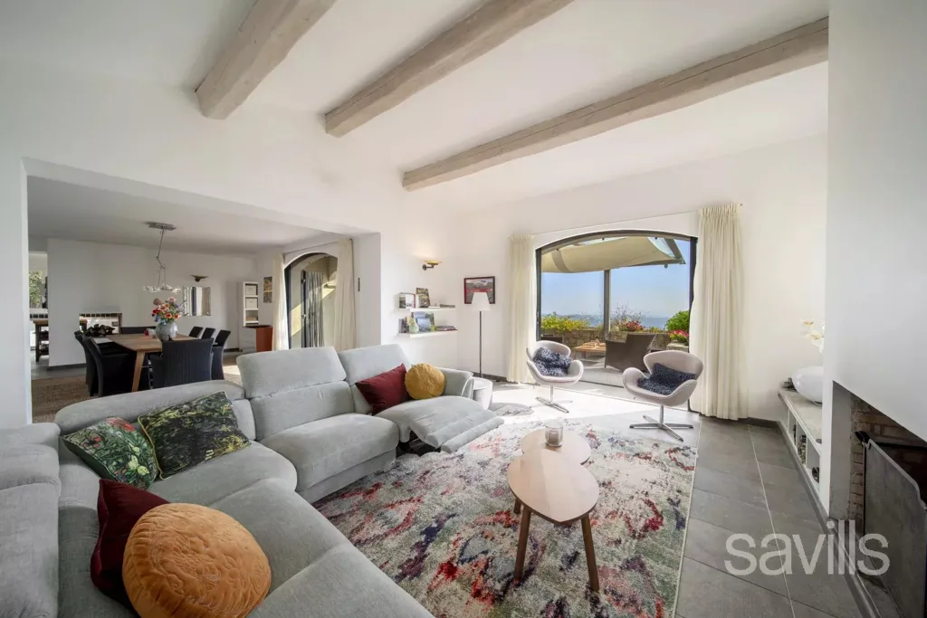 Living Room - Villa with Panoramic Sea Views in Valbonne