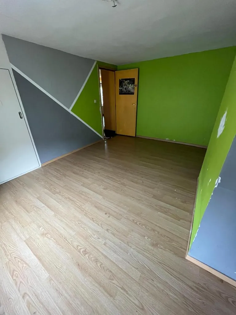 Chambres - Maison en Pierre avec Jardin à Rénover