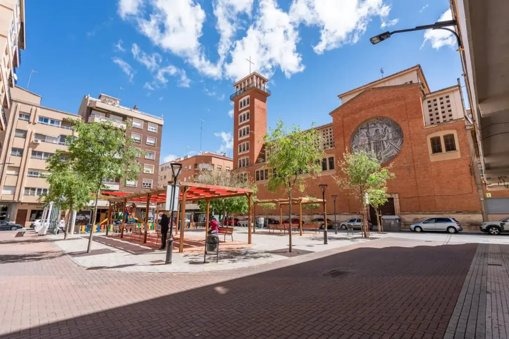 3 magamistoaga korter asukohas Madrid
