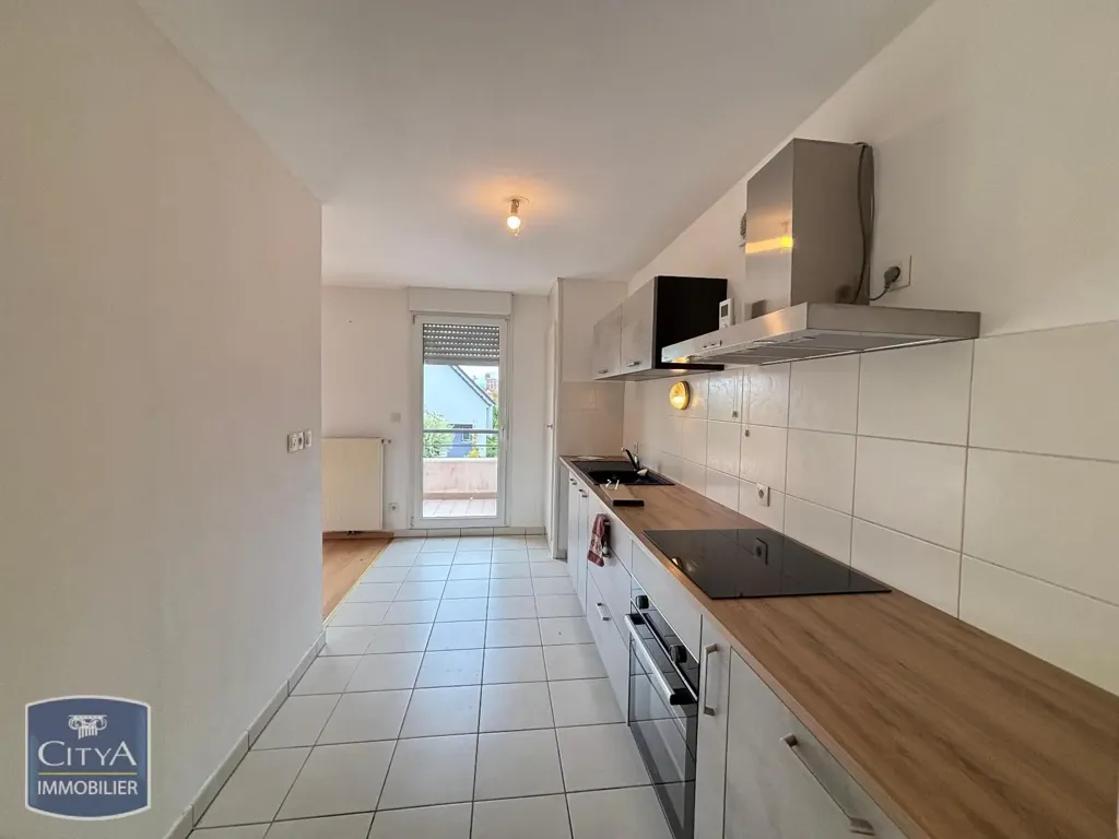 Cuisine - Appartement 3 Pièces avec Balcon à Hochfelden