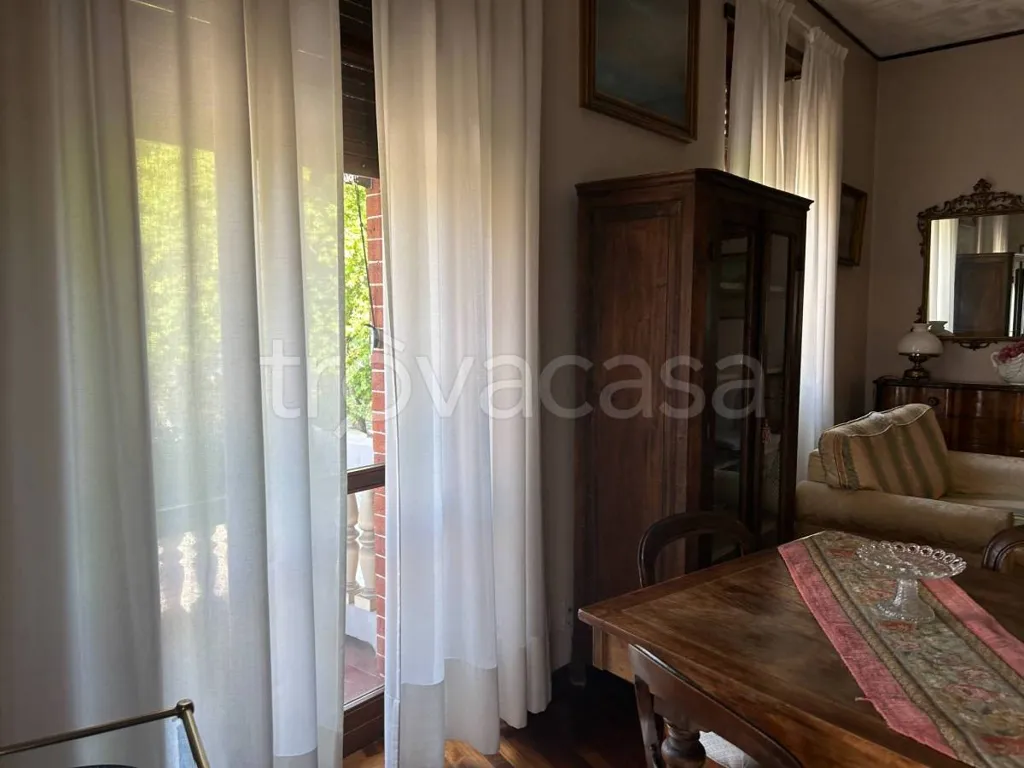 Dining Room - 1934 Apartment with Balconies in Turin