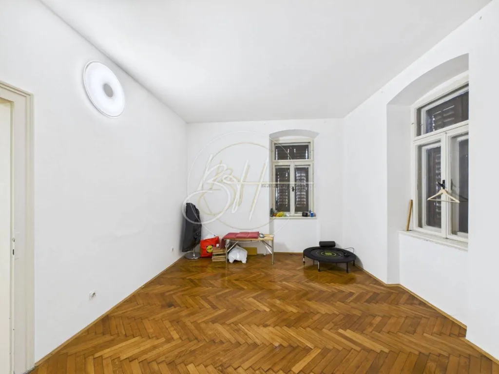 Toad - Apartment with Balcony in Pula Centre