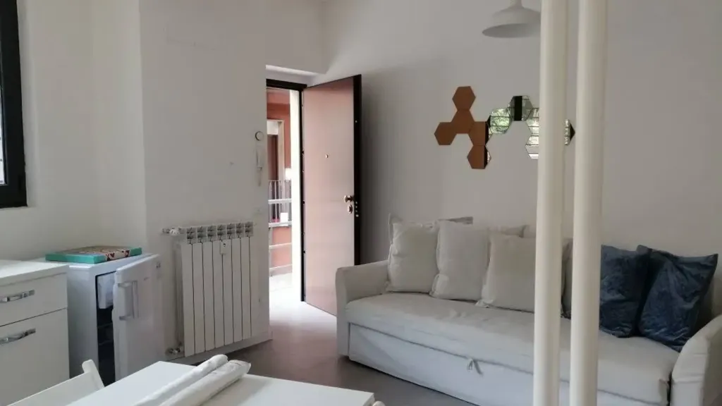 Séjour - Rented Duplex in Industrial Complex, Milan
