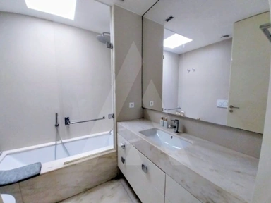 Vannitoad - Contemporary House with Pool in Avintes
