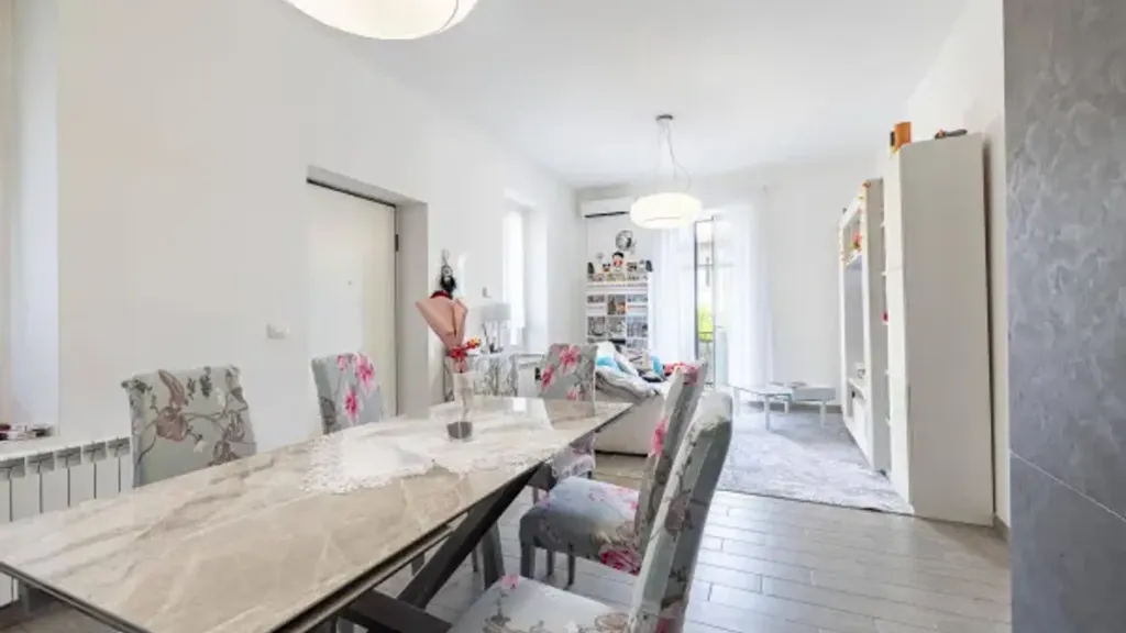 Salle à manger - Trilocale with Terrace in Bordighera