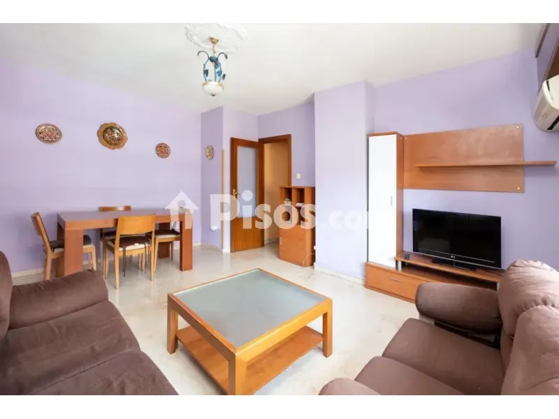 Elutuba - Student Flat with Balcony in Calle San Pablo