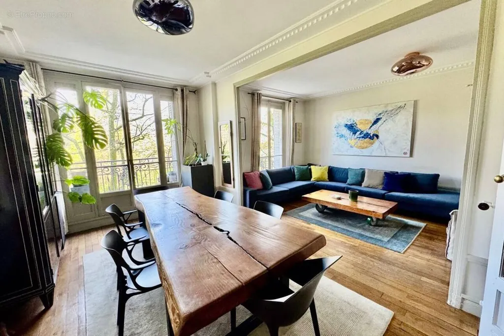 Séjour - Appartement Art Déco avec Balcon à Paris-17e