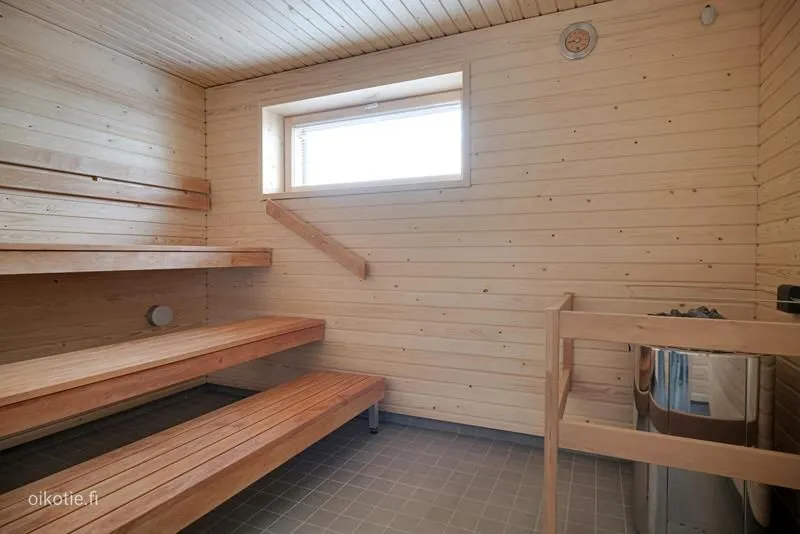 Toad - Modern Apartment with Glazed Balcony in Espoo