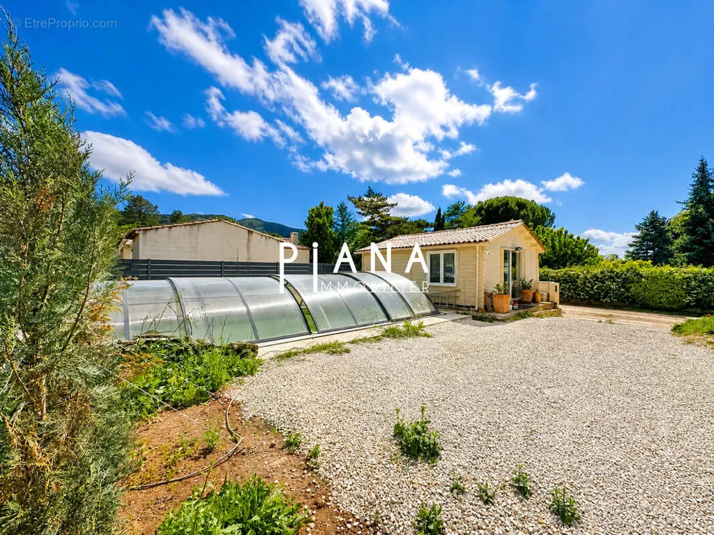 Välivaade - Eco-Friendly Villa with Pool in Saint-Zacharie