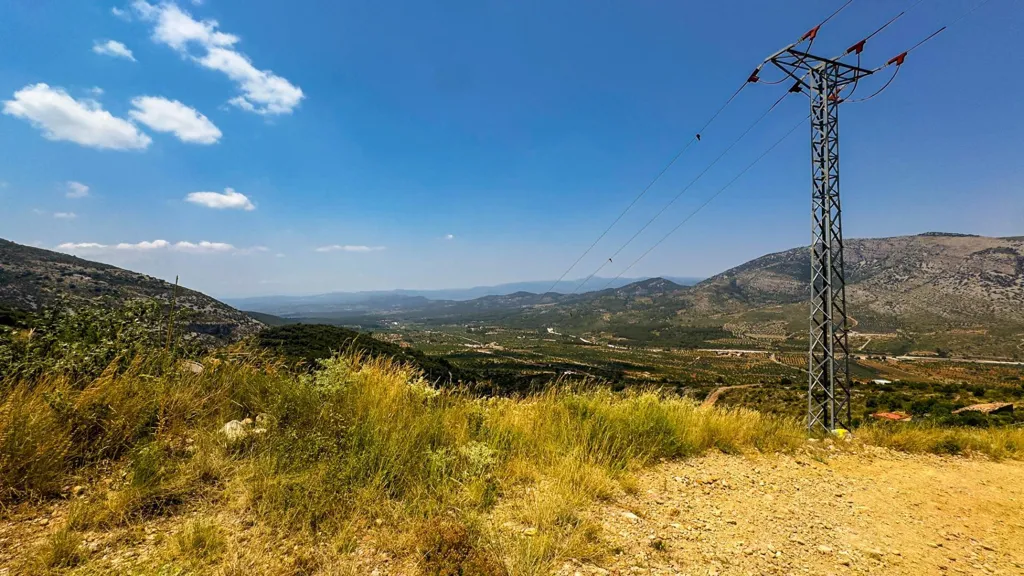 Eco-Resort Platform with DIC in Sierra Engarcerán