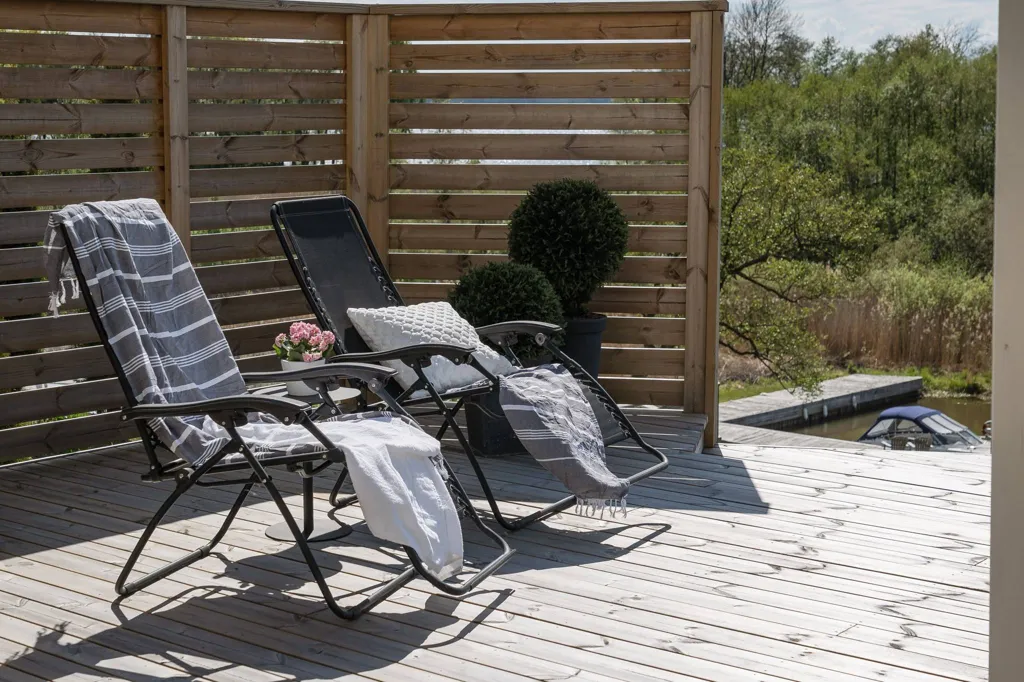 Terrass - Suterräng Villa with Water View in Uppsala