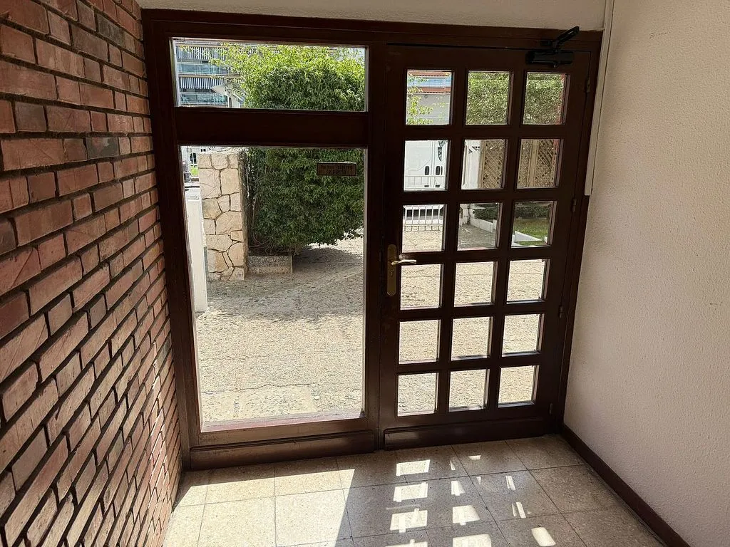 hallway_entrance