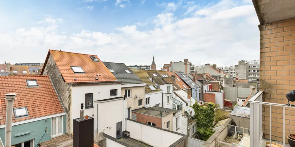 Balcon - Appartement Rénové avec Vue Mer à Ostende