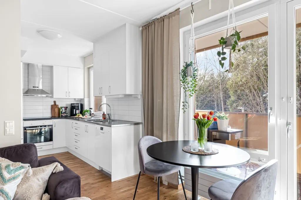 Salle à manger - Modern Flat with 20 m² Balcony in Uppsala