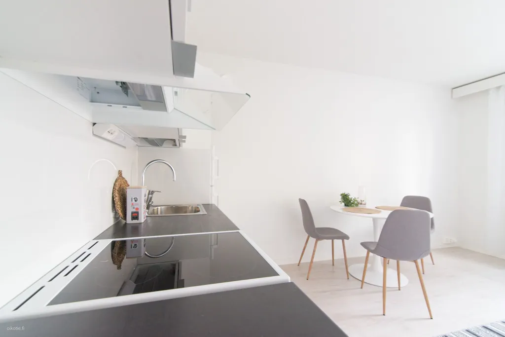 Köök - Fully Renovated Flat with Balcony in Oulu