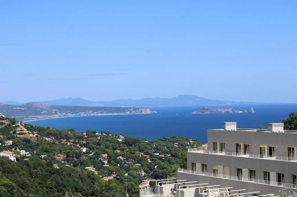 Balcon - Terraced House with Sea Views in Begur