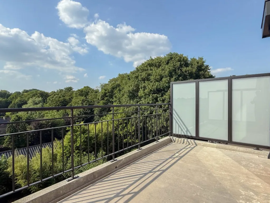 Balcon - Appartement Neuf avec Terrasse à La Hulpe
