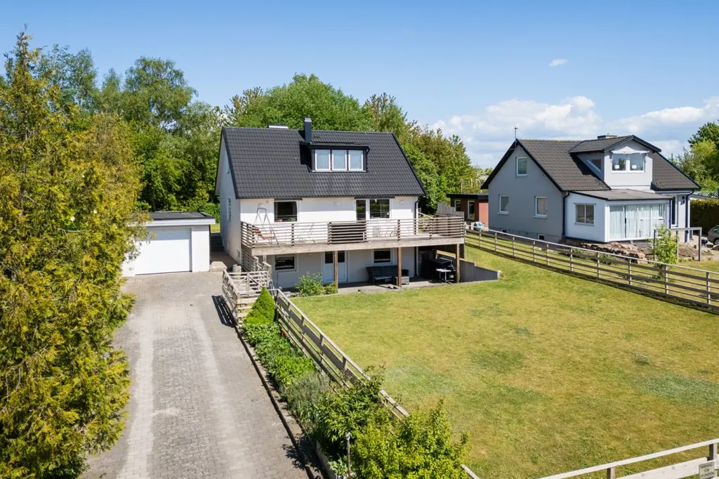 Vue aérienne - Three-Storey Villa with Garden in Glumslöv