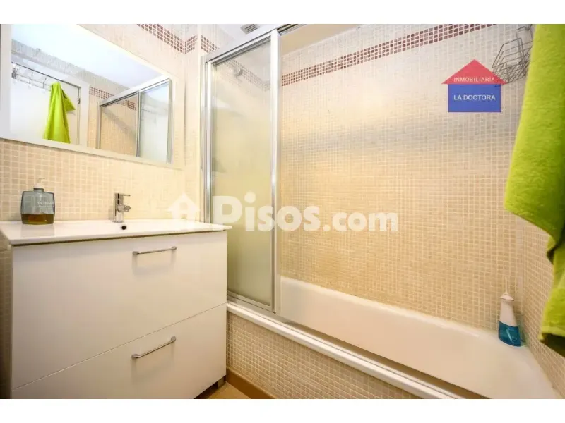 Salles de bain - Spacious Apartment with Terrace in Navalcarnero
