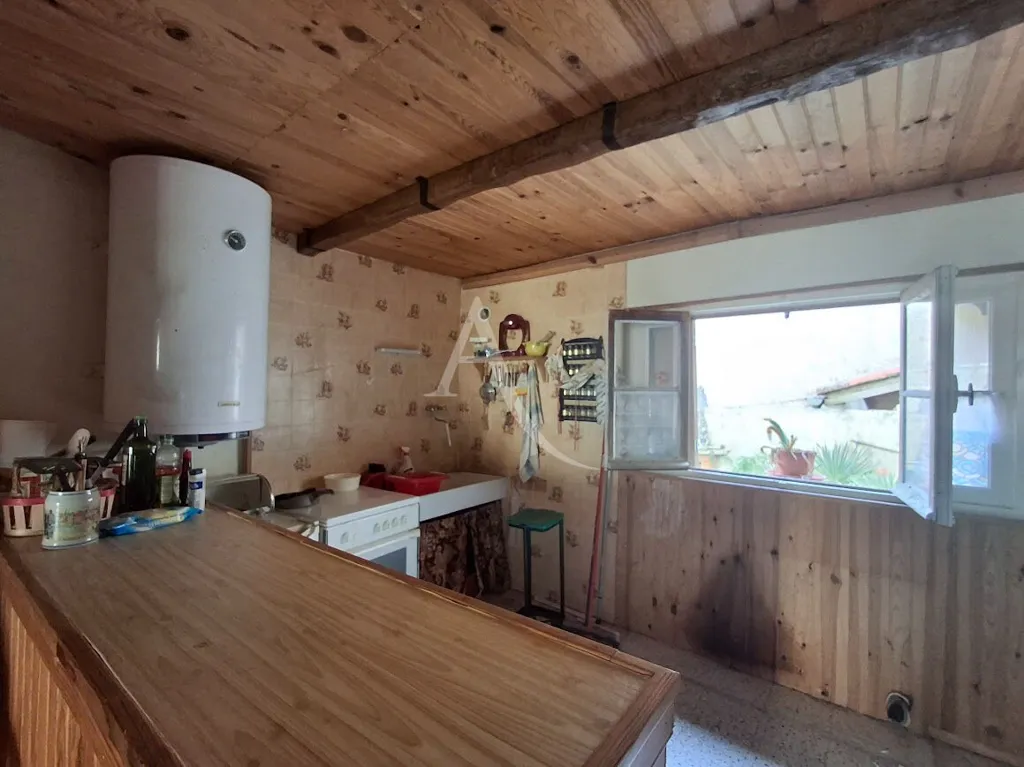 Cuisine - Maison Individuelle au Calme à Graissessac