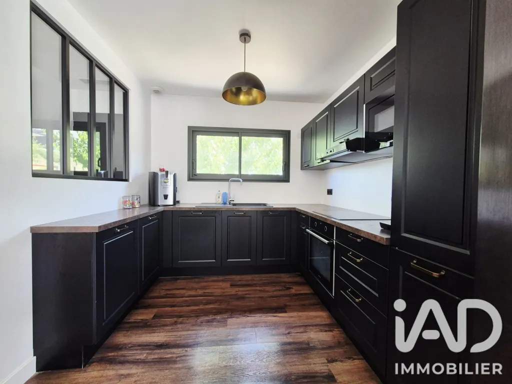 Kitchen - Recent House with Garden in Perpignan