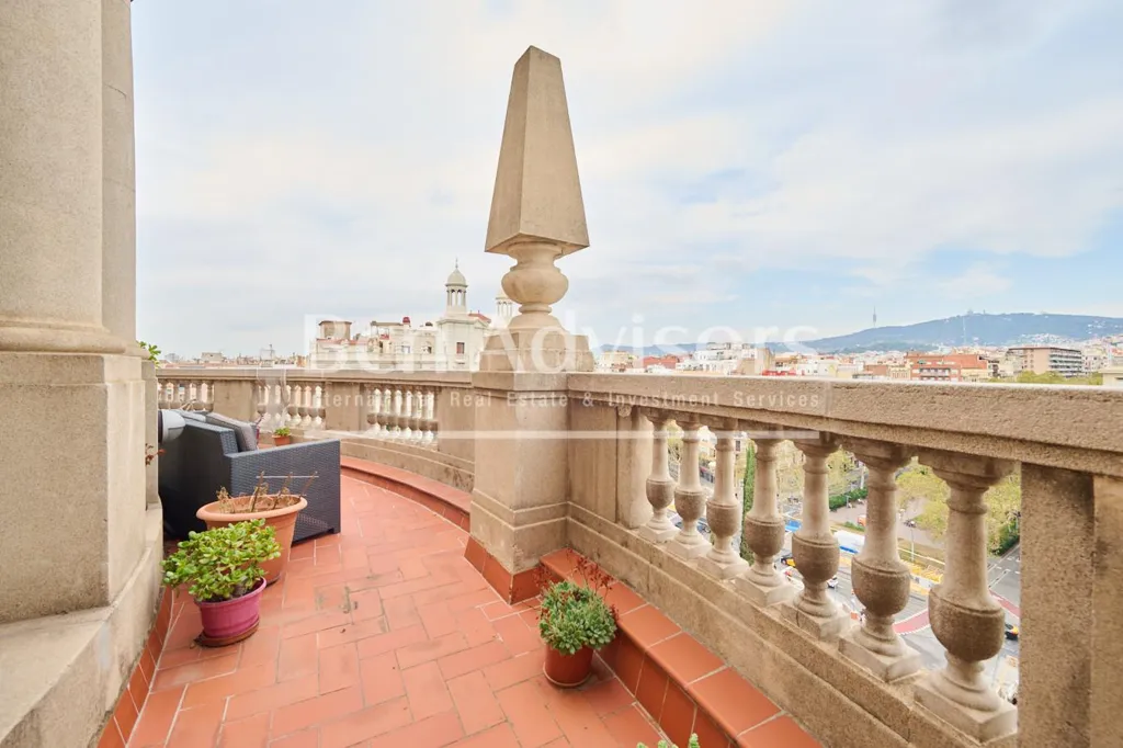 Terrass - Penthouse with Rooftop Pool in Dreta de l'Eixample, Barcelona