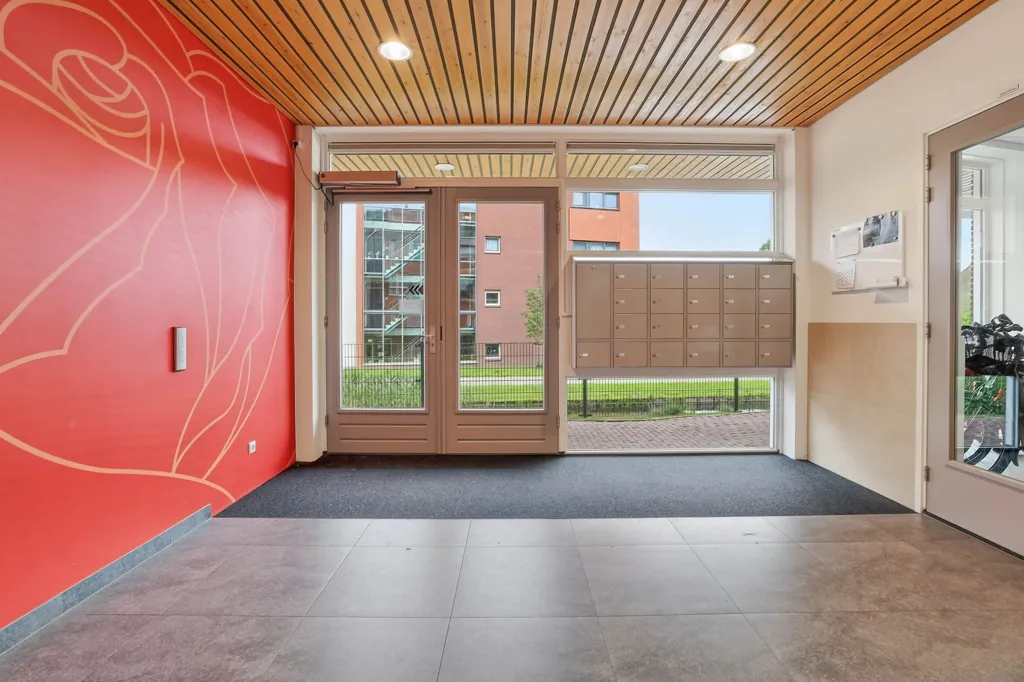 Entrée - Modern Apartment with Balcony in Zevenhuizen