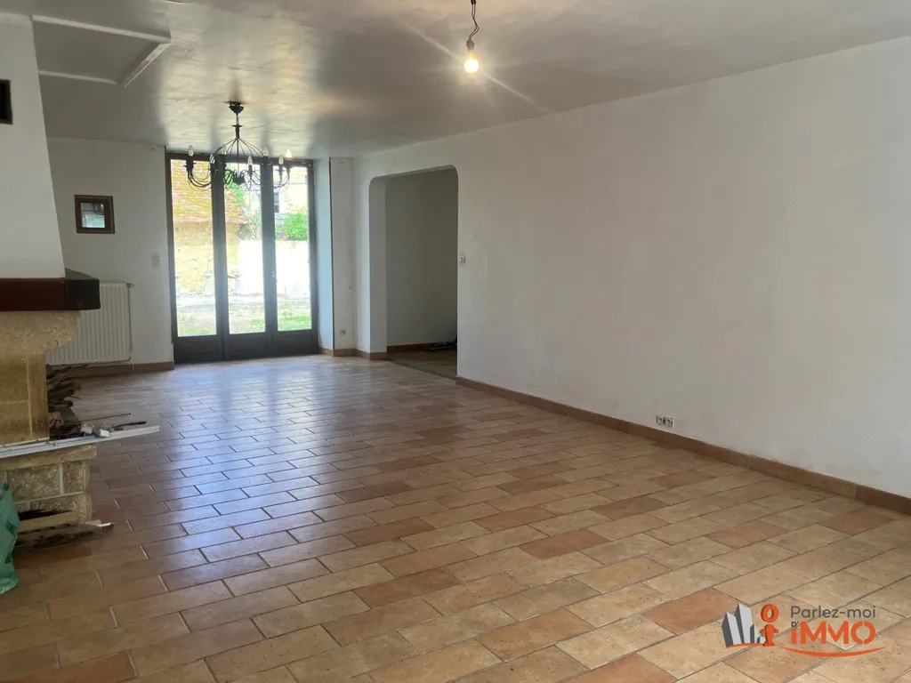 Séjour - Maison en Pierres avec Grange à Treigny