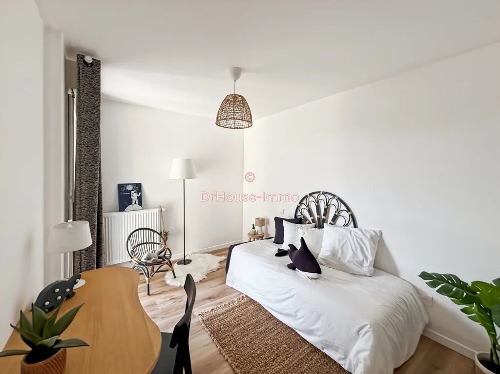 Chambres - Appartement Duplex Lumineux à Mérignac