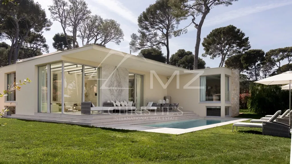 Bassein - Luxury Villa with Sea View in Cap d'Antibes