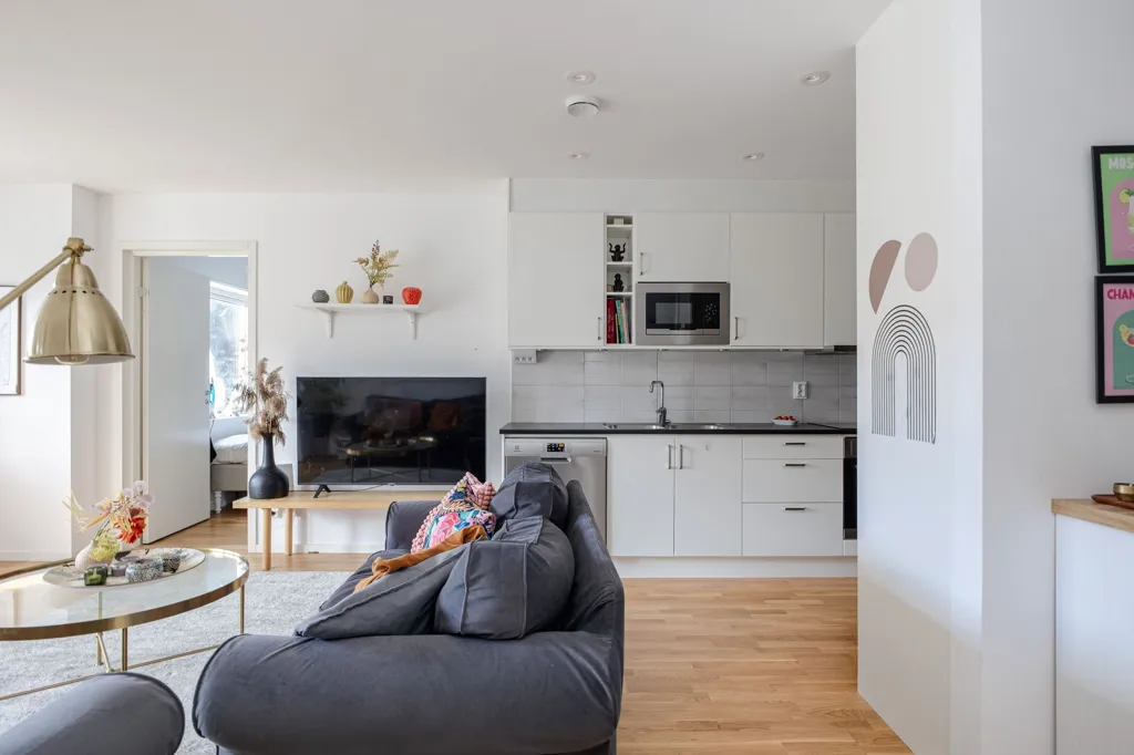 Séjour - Spacious 4-Bedroom with Sunny Terrace in Bredsand
