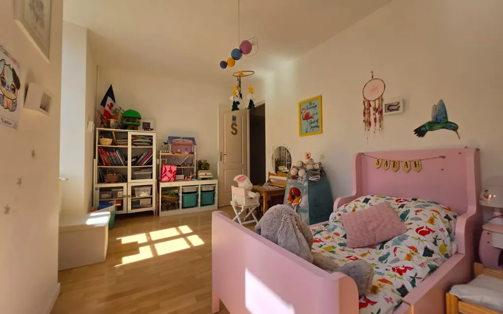 Chambres - Maison en Pierre Rénovée avec Piscine à Blasimon