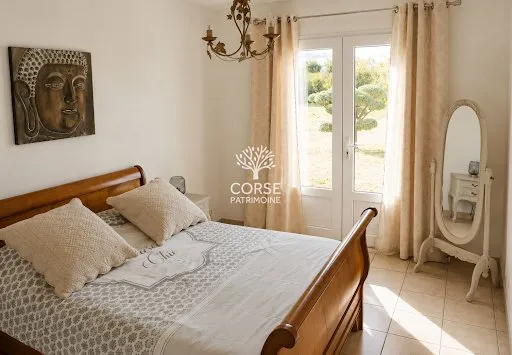 Chambres - Villa T5 avec Vue Montagne à Ghisonaccia