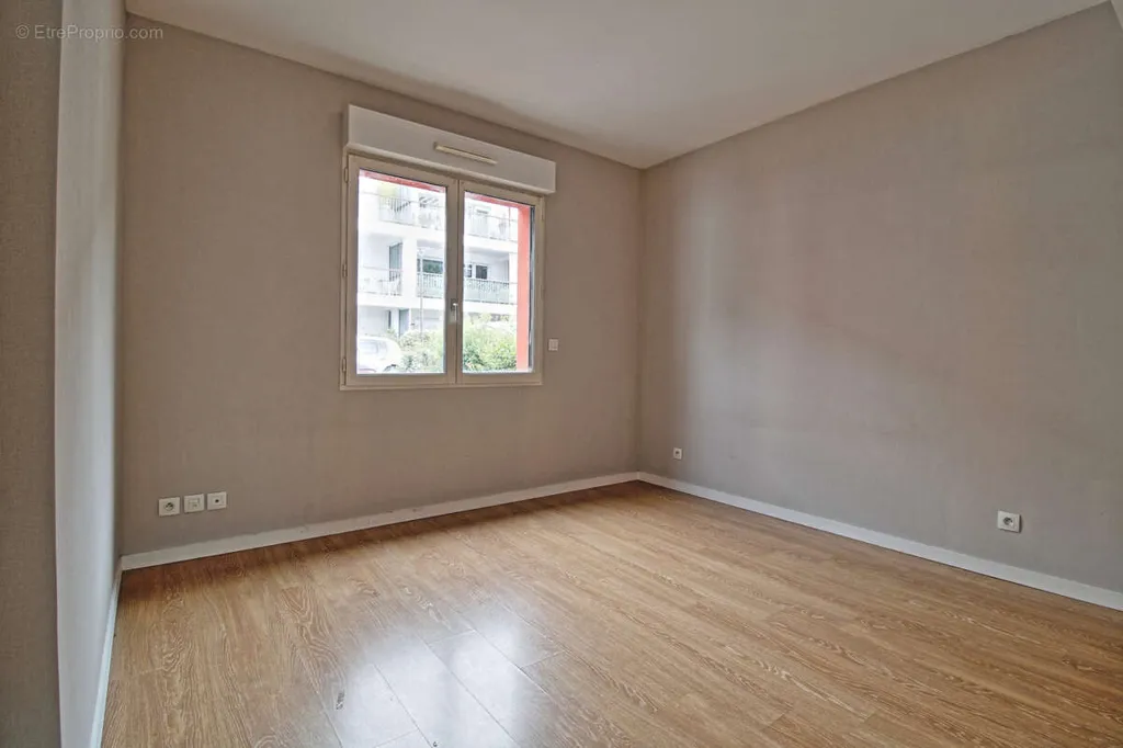 Pièces - Appartement 'Comme une Maison' avec Vue Dégagée à Bayonne