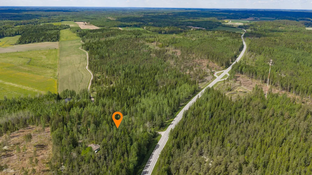 Vista aerea - Plot with Well for Self-Sufficiency near Porvoo