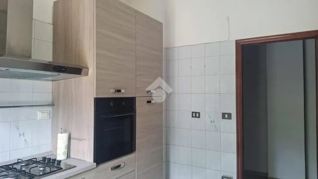 Cuisine - Apartment with Balcony in Savona