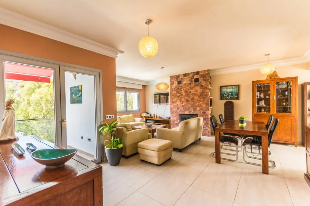Séjour - Detached Villa with Orchard in Mijas Costa