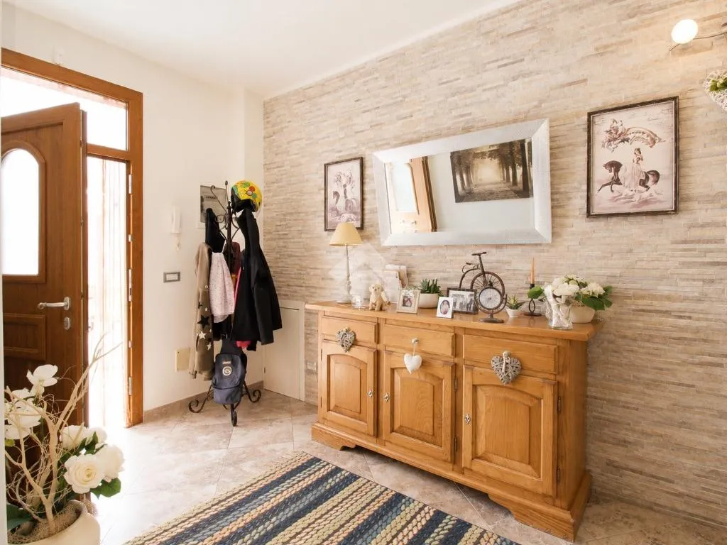 Esik - Semi-detached House with Garden in Pontasserchio