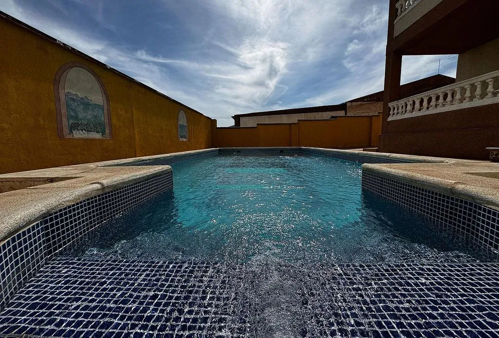 pool_area