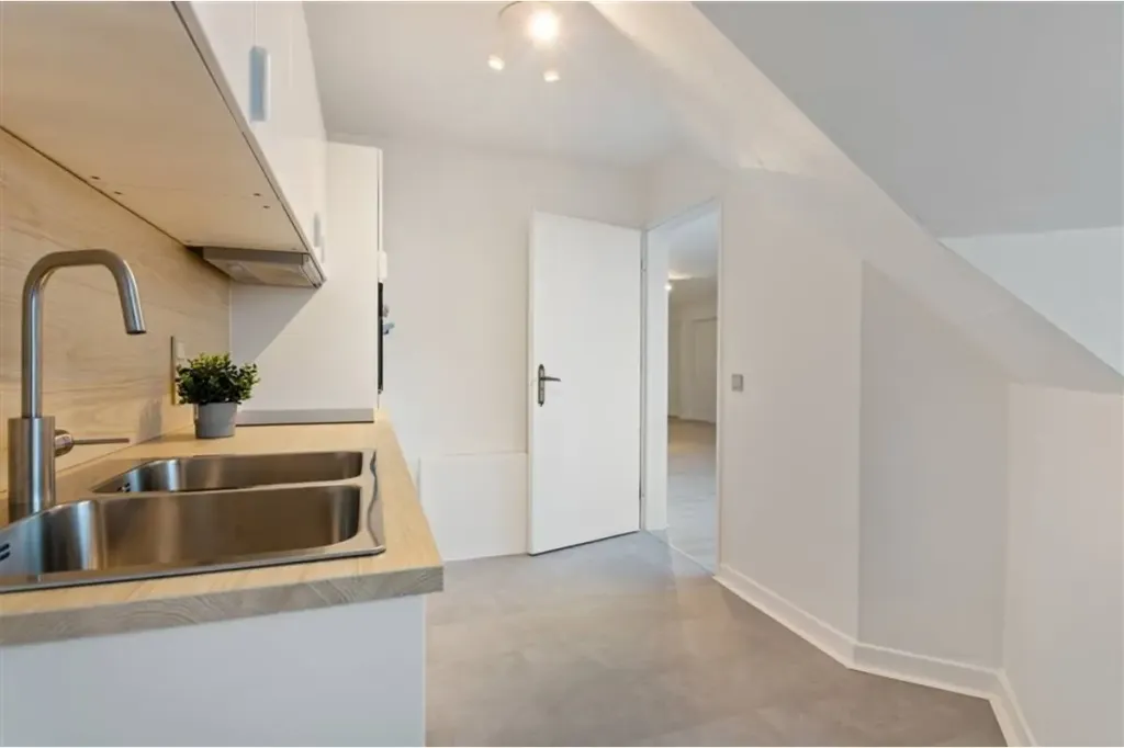 Köök - 3-Bed Apartment with Terrace in Turnhout