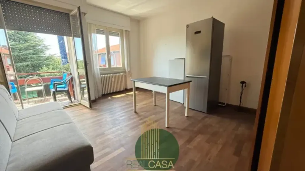Séjour - Bright Two-Bedroom Apartment in Brugherio