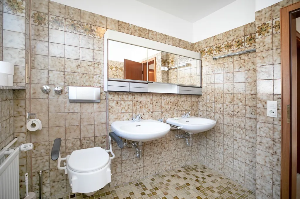Salles de bain - Maison 6 chambres à Dietzenbach