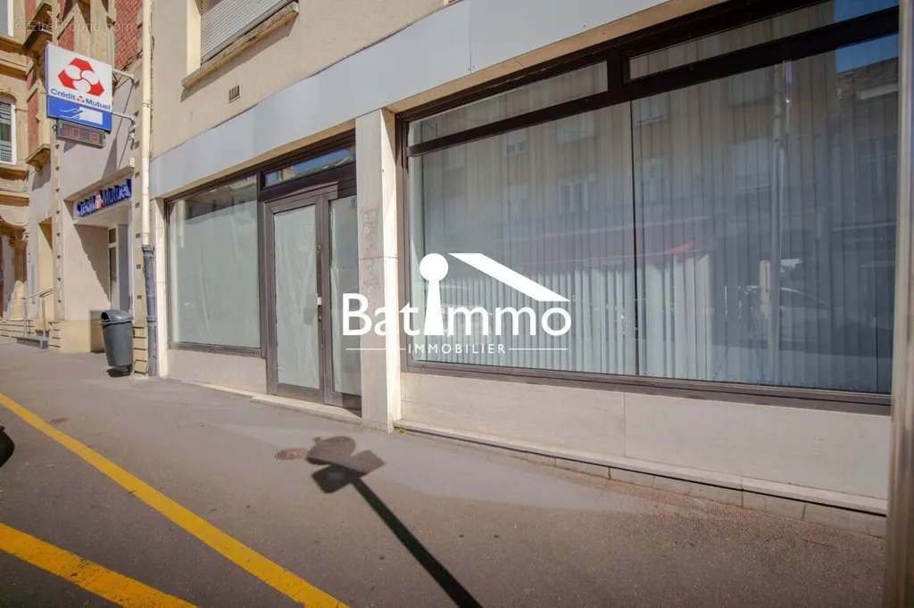 Extérieur - Commerce avec Parking à Metz